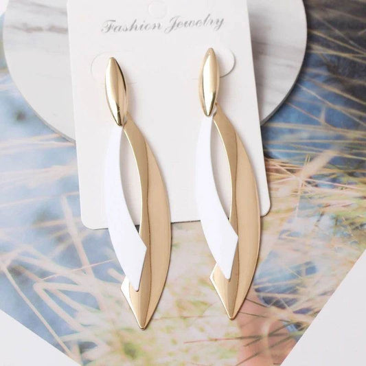 EMESA HOME European Geometric Leaf Drop Earrings for Women - Long Brincos in Smooth Green and Red - Perfect Party Jewelry Gift es1056