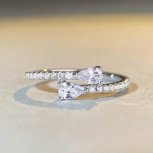 EMESA HOME Dainty Zirconia Ring – Chic Fashion Jewelry for Women, Engagement & Wedding Ceremony Accessory Q408