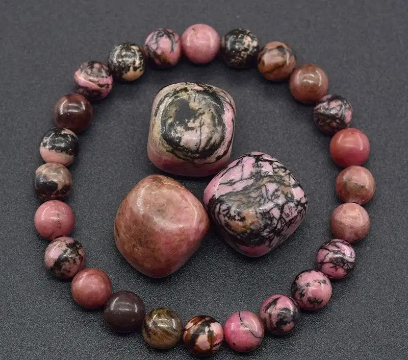 The Meaning of Tiger Eye: Beauty, Colors & Symbolism