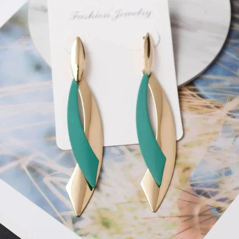 EMESA HOME European Geometric Leaf Drop Earrings for Women - Long Brincos in Smooth Green and Red - Perfect Party Jewelry Gift - EMESA HOME™