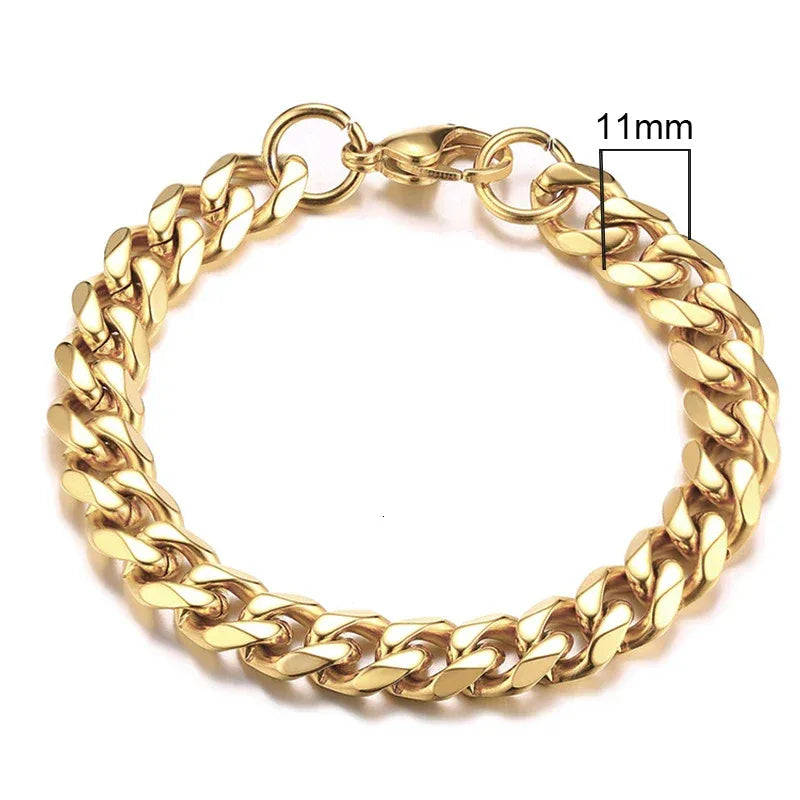 Gold chain bracelet with a measurement of 11mm on a white background