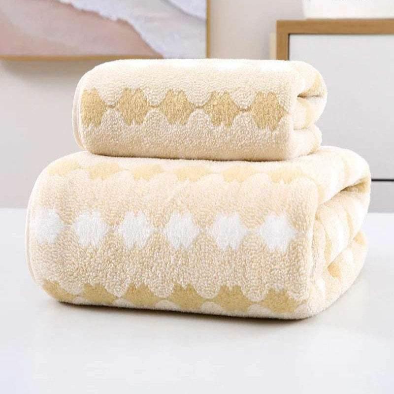 EMESA HOME Bamboo Charcoal Coral Velvet Bath Towel – Thickened, Super Absorbent & Quick-Drying for Bathroom Use - EMESA HOME™