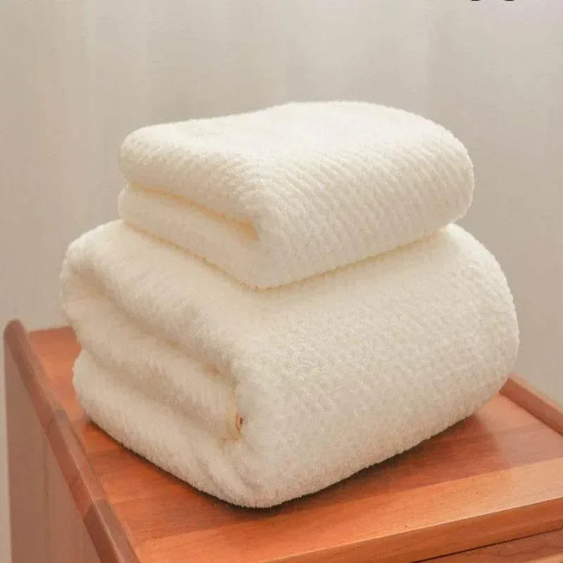 EMESA HOME Bamboo Charcoal Coral Velvet Bath Towel – Thickened, Super Absorbent & Quick-Drying for Bathroom Use - EMESA HOME™