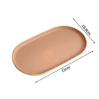 An oval tray in orange color with dimension markings showing a length of 31cm and a width of 16.8cm, on a white background with 'Orange M' text in the top left.