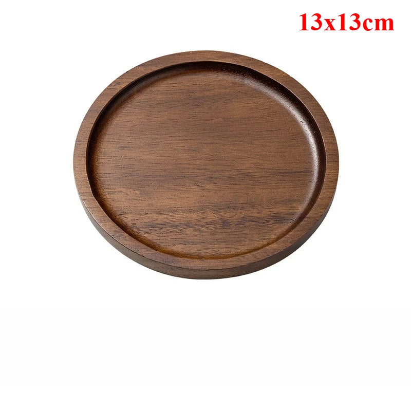 Wooden round tray with dimensions 13x13cm on a white background