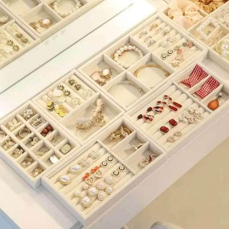 The EMESA HOME Jewelry Storage Box is designed for efficient organization and storage of various jewelry items. - EMESA HOME™
